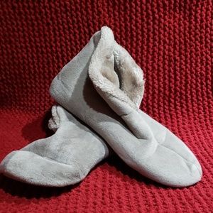Dearfoam Slippers